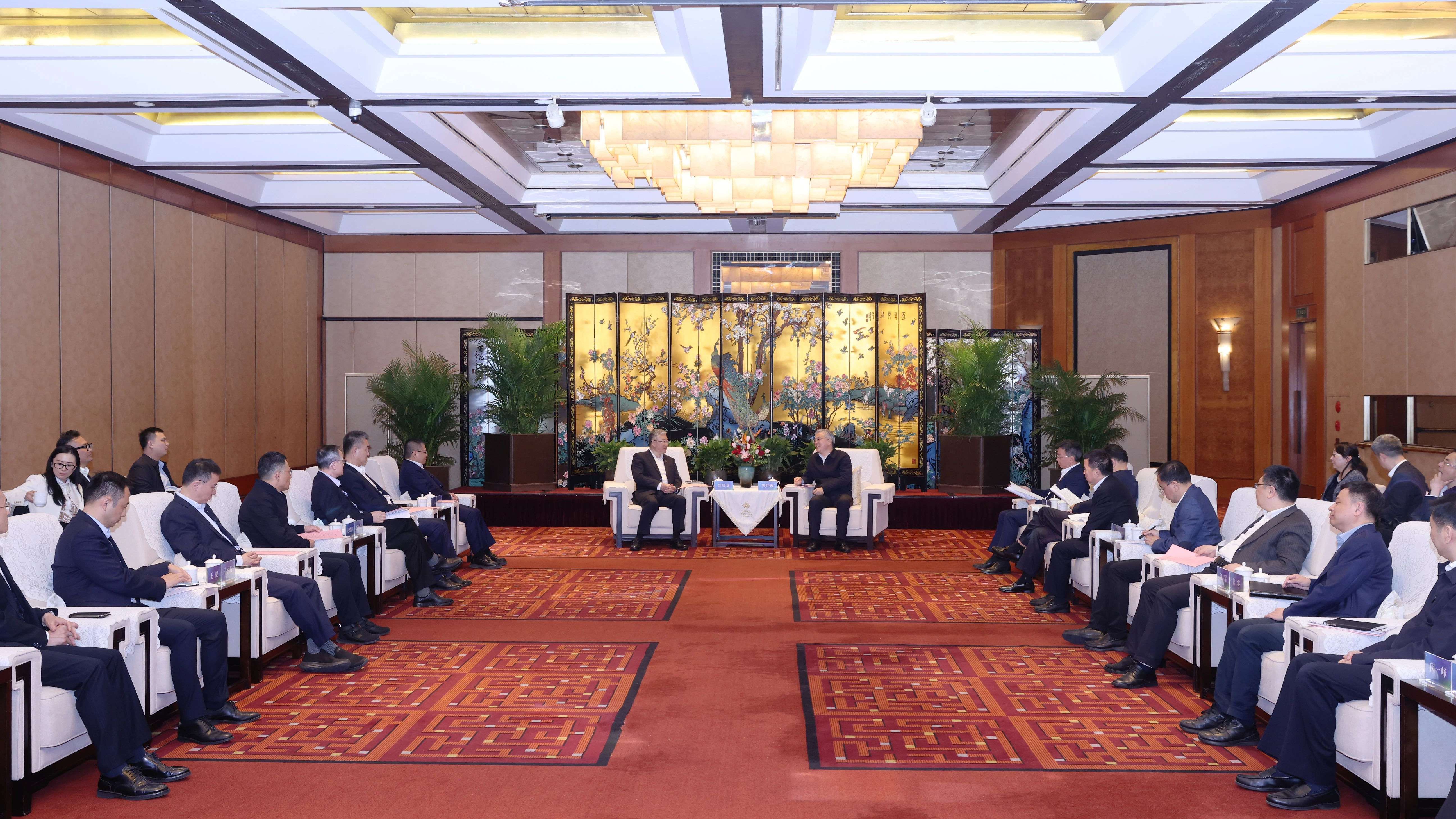 张总南京.jpg 南宫娱乐·NG28(中国集团)官方网站